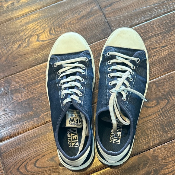 Nothing New size 8 sneakers - Picture 1 of 6